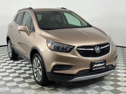 Used 2018 Buick Encore Preferred image 3