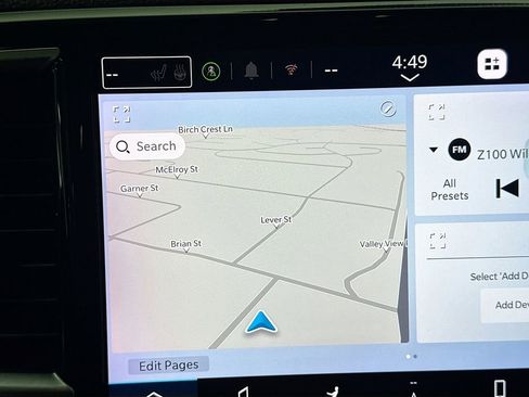 Used 2023 Chrysler Pacifica Limited image 6