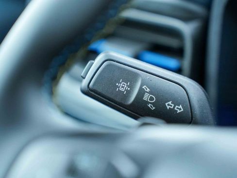 Used 2025 Ford Maverick Lobo image 41