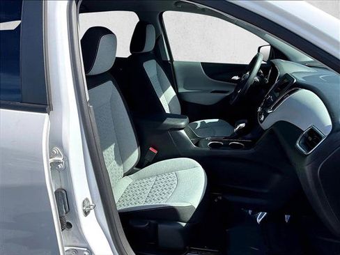 Certified 2024 Chevrolet Equinox LS w/ LS Convenience Package image 9
