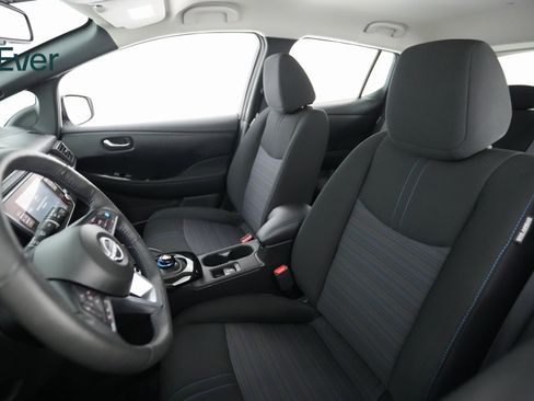 Used 2024 Nissan Leaf SV Plus image 7