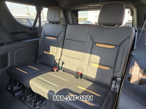 Used 2023 GMC Yukon XL AT4 w/ AT4 Premium Package image 13