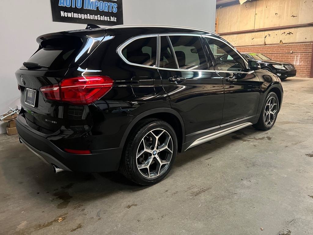 Used 2018 BMW X1 xDrive28i AWD/4WD image 3