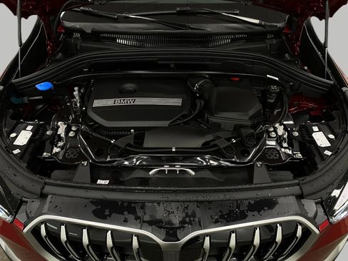New 2026 BMW X1 xDrive28i AWD/4WD image 11