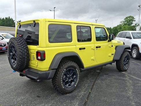 Used 2023 Jeep Wrangler Unlimited w/ Cold Weather Group image 6