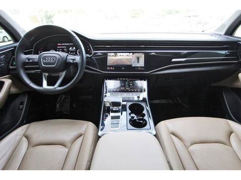 Used 2022 Audi Q7 3.0T Premium Plus w/ Premium Plus Package AWD/4WD image 8