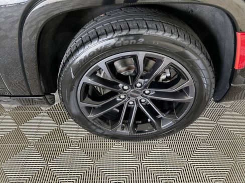 Used 2024 Jeep Grand Wagoneer L Series II w/ Quick Order Packagew 28T image 10