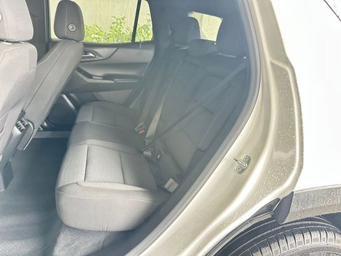 Used 2025 Chevrolet Equinox LT image 37