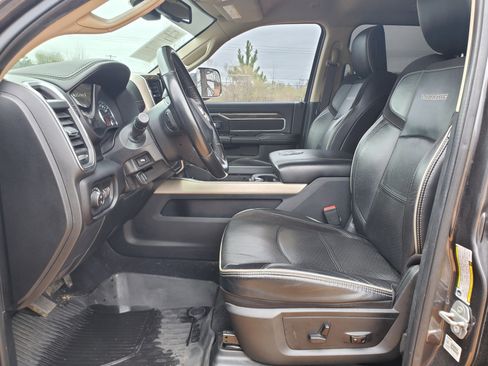 Used 2020 RAM 2500 Laramie image 24