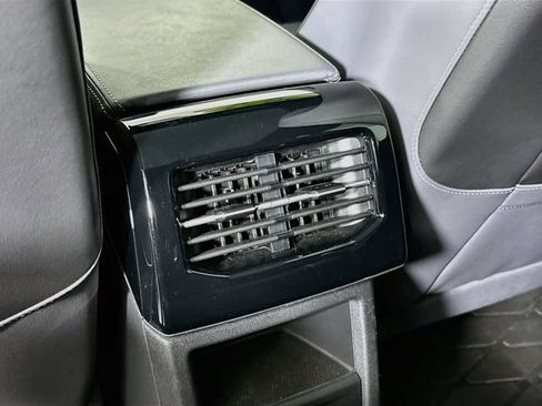 Certified 2023 Volkswagen ID.4 Pro S AWD/4WD image 29