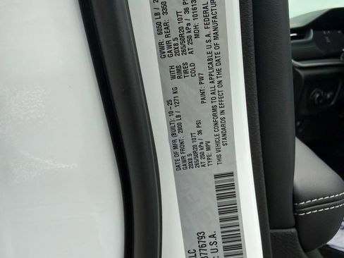 New 2025 Jeep Grand Cherokee Altitude image 29