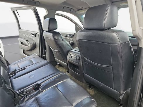 Used 2016 GMC Yukon XL SLE w/ HD Trailering Package AWD/4WD image 11