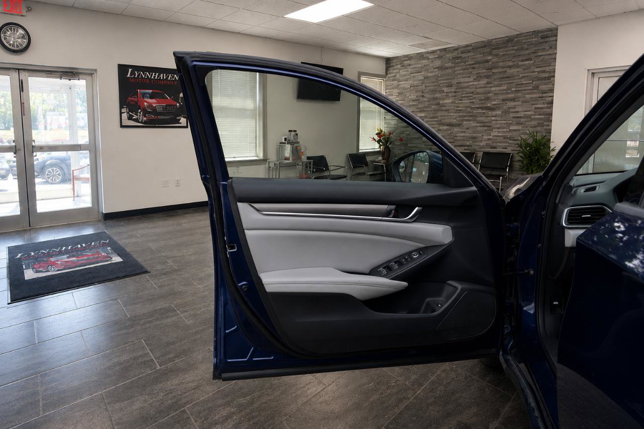 Used 2019 Honda Accord LX image 10