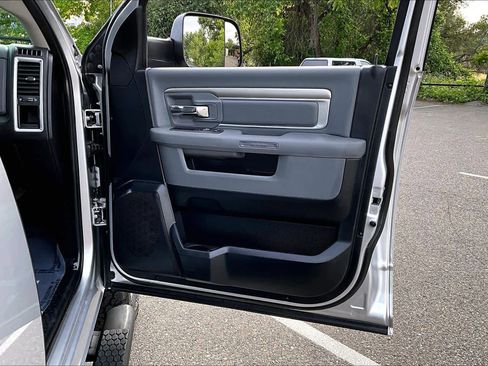 Used 2015 RAM 2500 Big Horn image 22