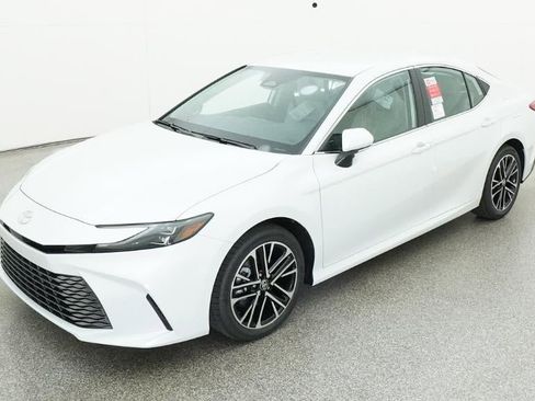 New 2026 Toyota Camry XLE FWD image 1