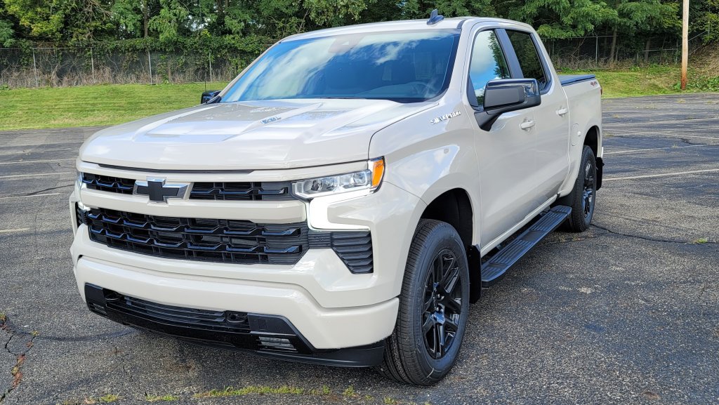 New 2026 Chevrolet Silverado 1500 RST w/ Convenience Package II AWD/4WD image 3