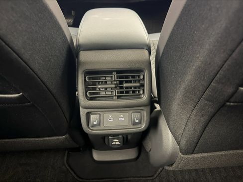 New 2026 Nissan Leaf Platinum+ w/ Cargo Package (Platinum+) image 21