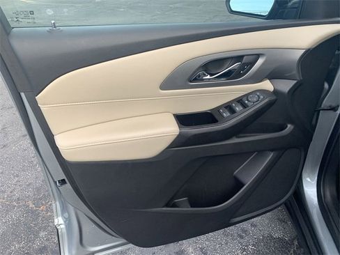 Certified 2023 Chevrolet Traverse LS image 22
