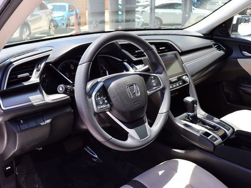 Used 2018 Honda Civic EX image 39