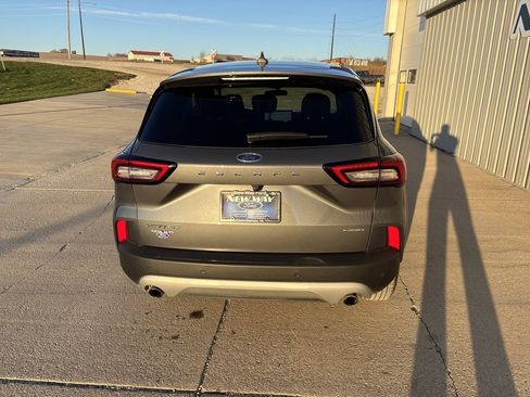 Used 2023 Ford Escape Active w/ Tech Pack #2 image 5