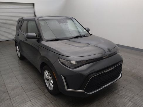 Used 2024 Kia Soul LX w/ Option Group 015 FWD image 13