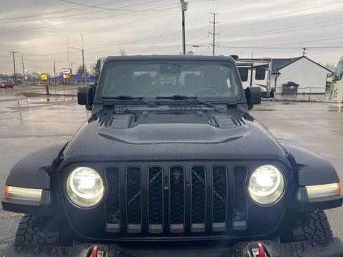 Used 2020 Jeep Gladiator Rubicon image 3