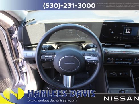 Used 2024 Hyundai Kona SE FWD image 15