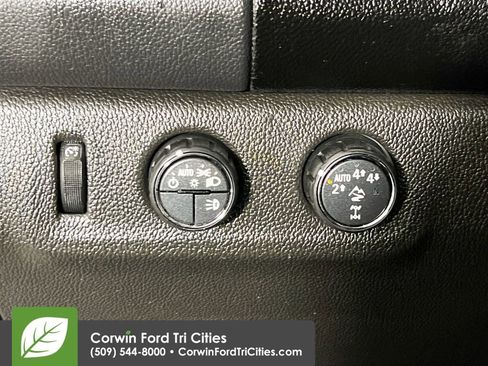 Used 2021 Chevrolet Colorado ZR2 w/ ZR2 Dusk Special Edition image 18