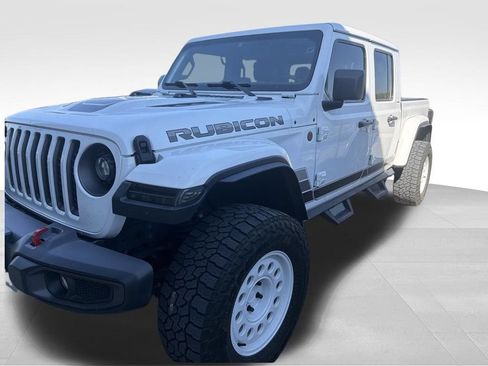 Used 2022 Jeep Gladiator Rubicon w/ Trailer Tow Package AWD/4WD image 3