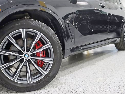 Used 2024 BMW X5 xDrive40i w/ M Sport Package image 4