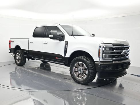 Used 2025 Ford F250 King Ranch AWD/4WD image 3