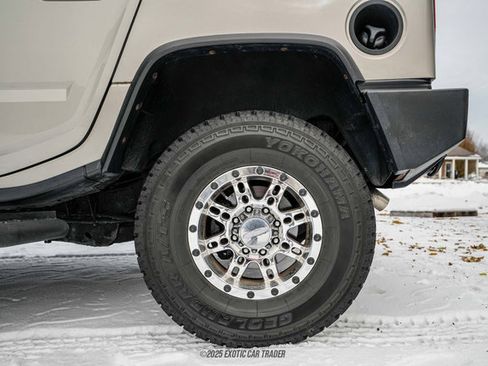 Used 2003 HUMMER H2 w/ Preferred Equipment Group AWD/4WD image 5