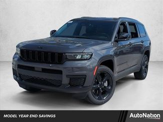 New 2025 Jeep Grand Cherokee Altitude video 1