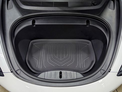 Used 2020 Tesla Model 3 Long Range image 24