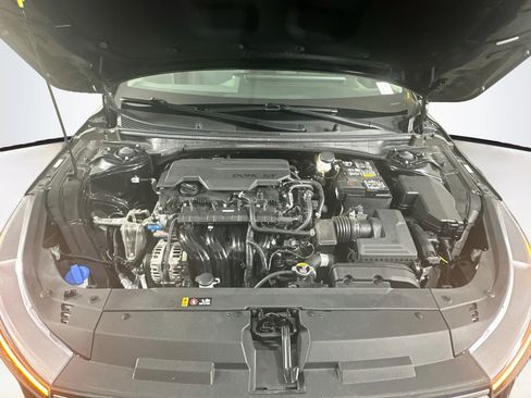 Used 2025 Kia K4 FWD image 32