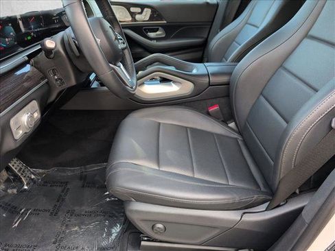 Certified 2023 Mercedes-Benz GLS 450 4MATIC image 17