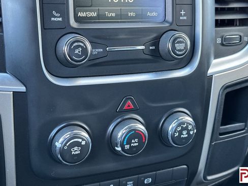 Used 2014 RAM 2500 SLT image 22