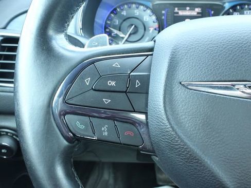 Used 2015 Chrysler 200 S FWD image 24