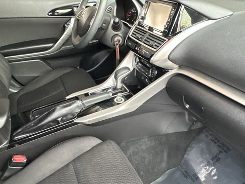Used 2018 Mitsubishi Eclipse Cross ES image 16