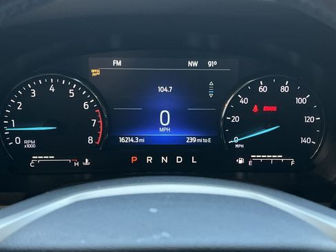 Used 2022 Ford Explorer XLT RWD image 25