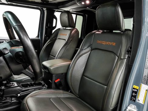 Used 2024 Jeep Gladiator Mojave image 13