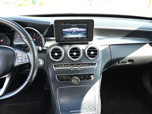Used 2017 Mercedes-Benz C 300 4MATIC Sedan image 24