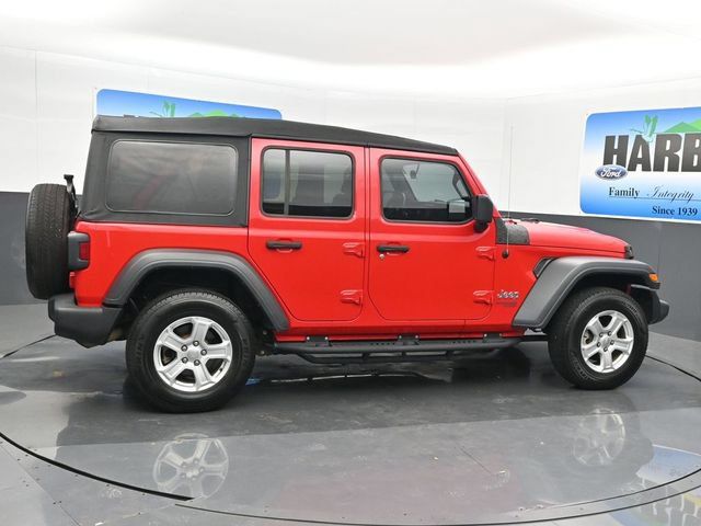 Used 2018 Jeep Wrangler Unlimited Sport S AWD/4WD image 6