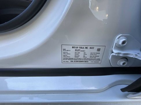 Used 2022 Tesla Model S Plaid image 31