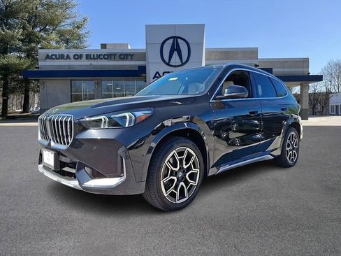 Used 2025 BMW X1 xDrive28i w/ Technology Package AWD/4WD image 3