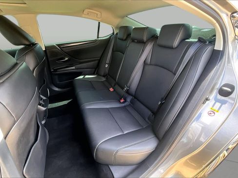 Used 2019 Lexus ES 350 w/ Premium Package FWD image 21