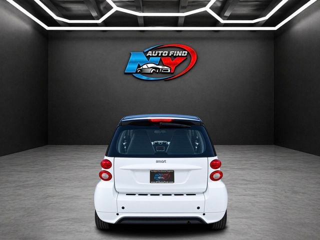 Used 2015 smart fortwo Coupe RWD image 19