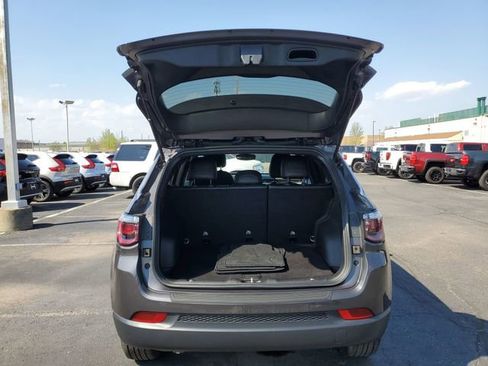Used 2024 Jeep Compass Latitude AWD/4WD image 24