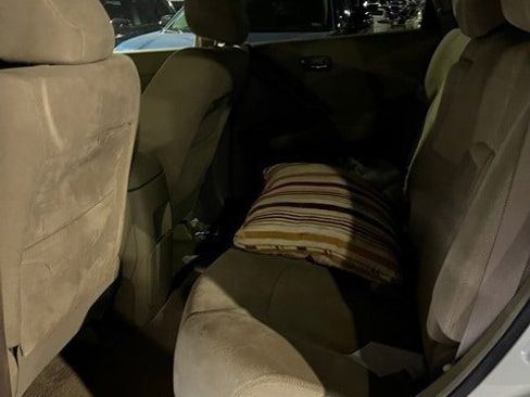 Used 2011 Nissan Murano SV image 10