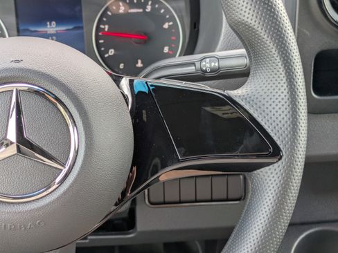 New 2025 Mercedes-Benz Sprinter 2500 image 17